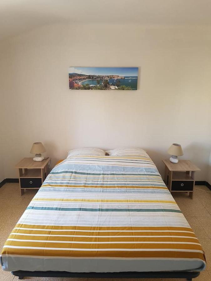 Appartement 62 M2 1Er Etage Avec Jardin Au Rdc Saint-Génis Exterior photo